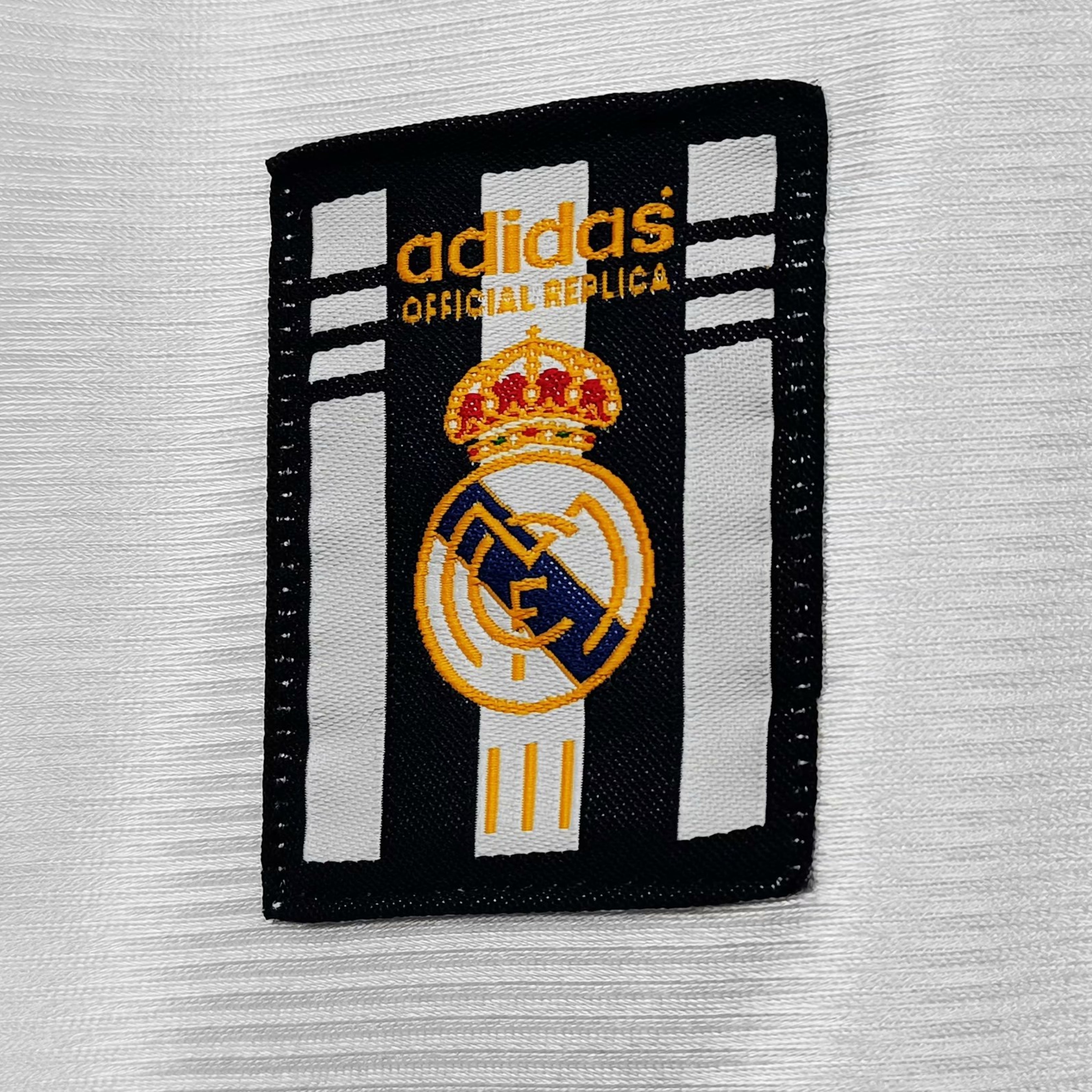 Real Madrid 1999/00 Local