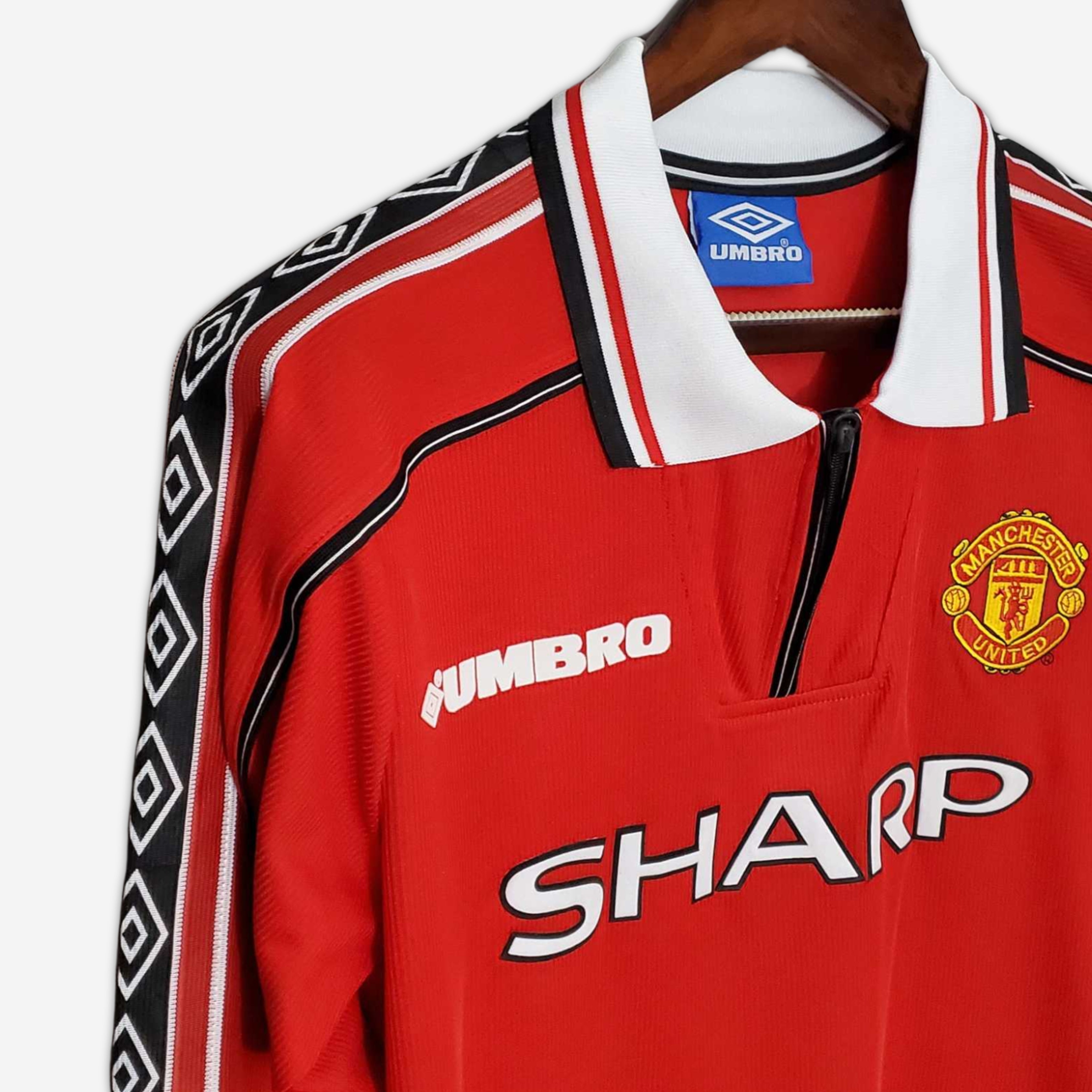 Manchester United 1998/99 Local