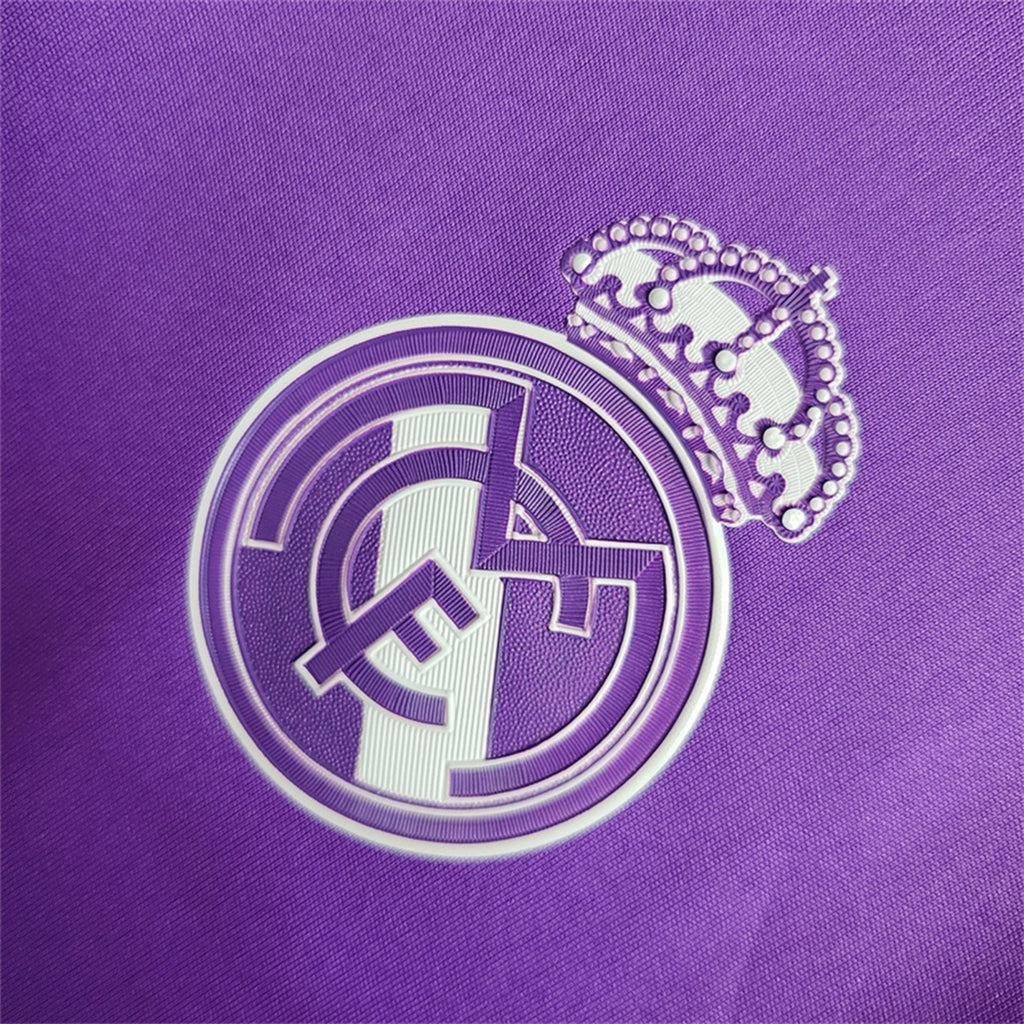 Real Madrid 2016/17 Visitante