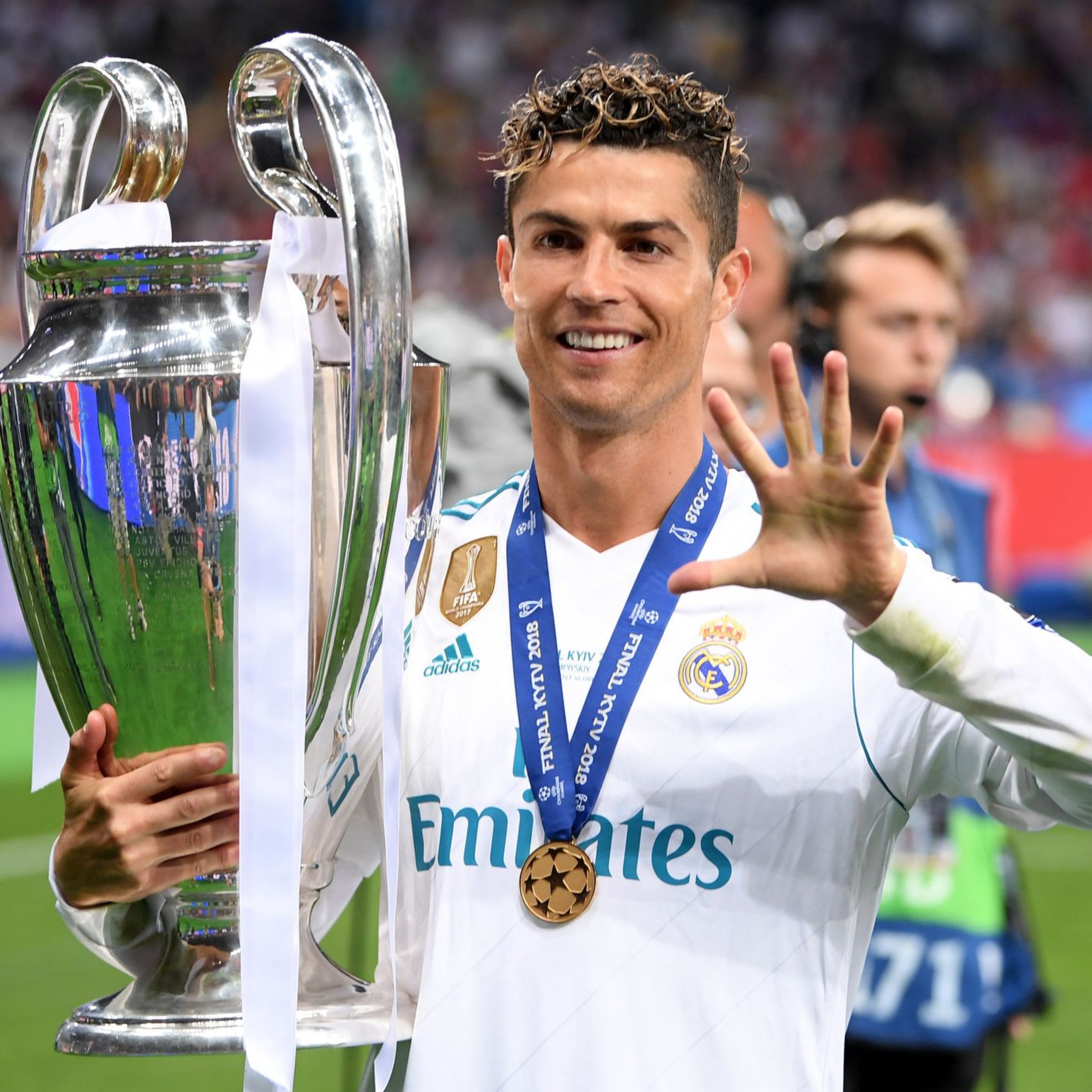 Real Madrid 2017/18 Local