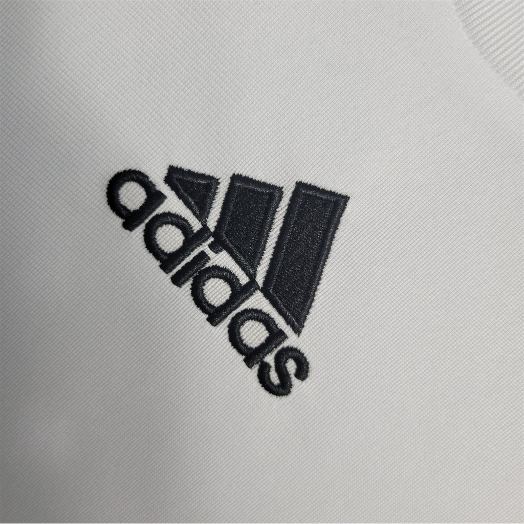 Real Madrid 2009/10 Local