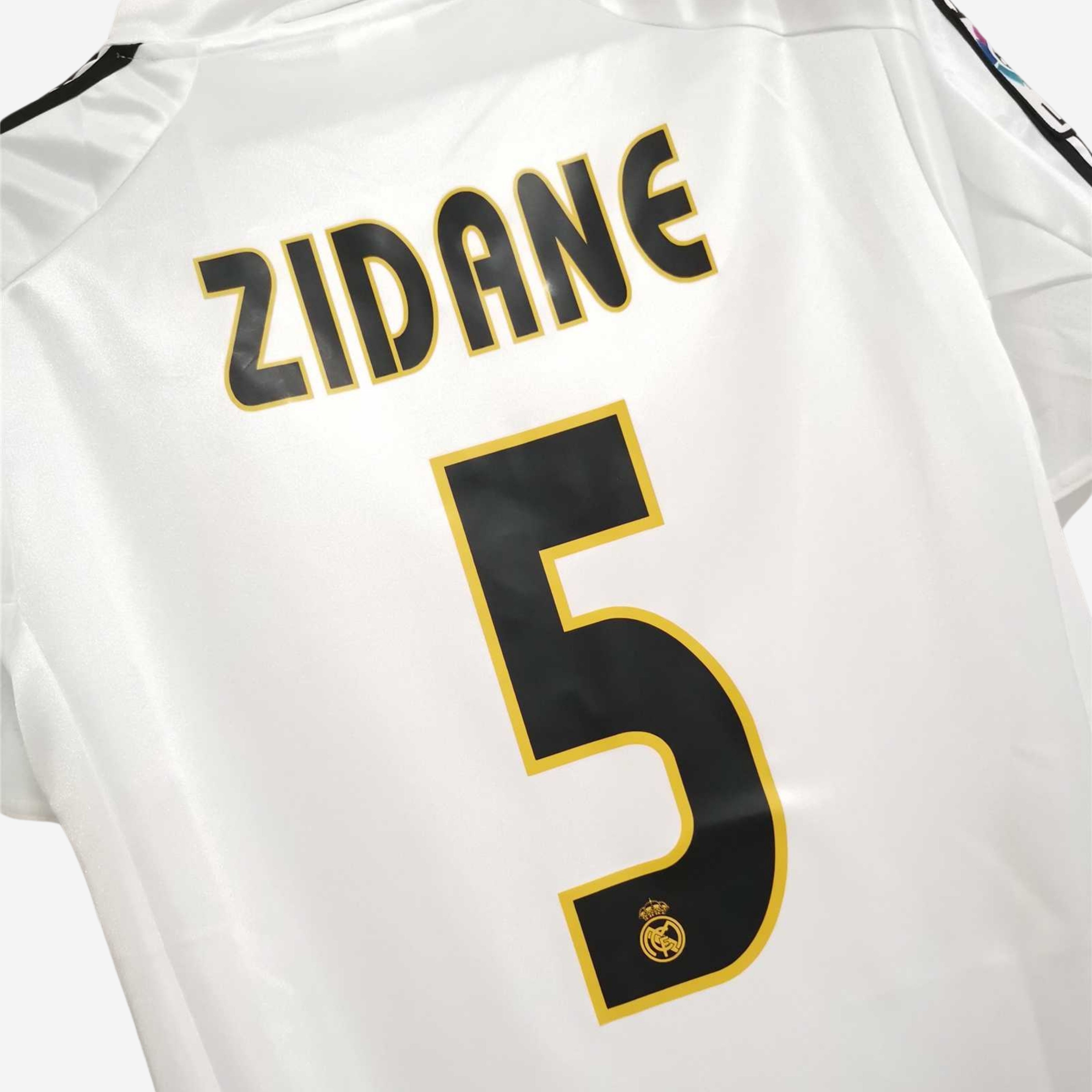 Real Madrid 2004/05 Local