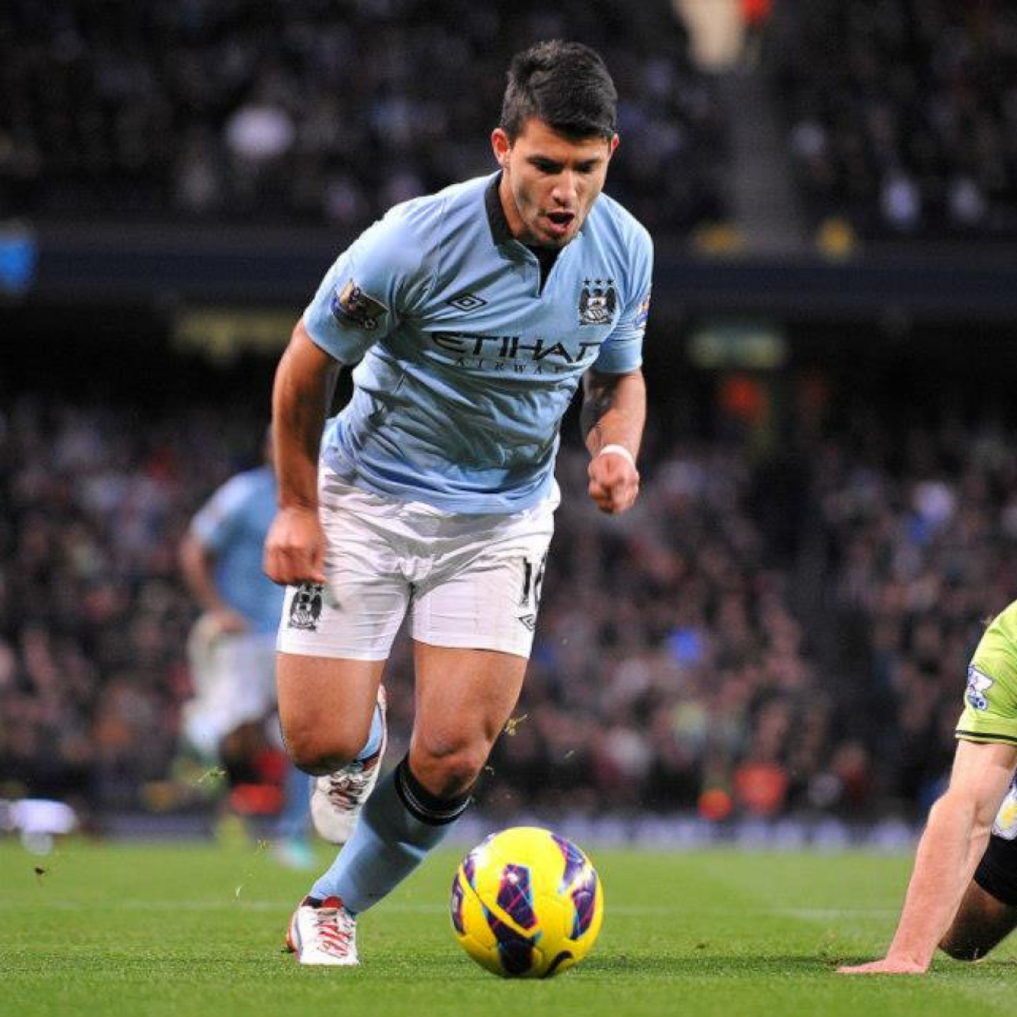 Manchester City 2011/12 Local